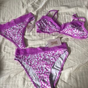 NWT Savage Fenty Purple and White bra and 2 panties set size small